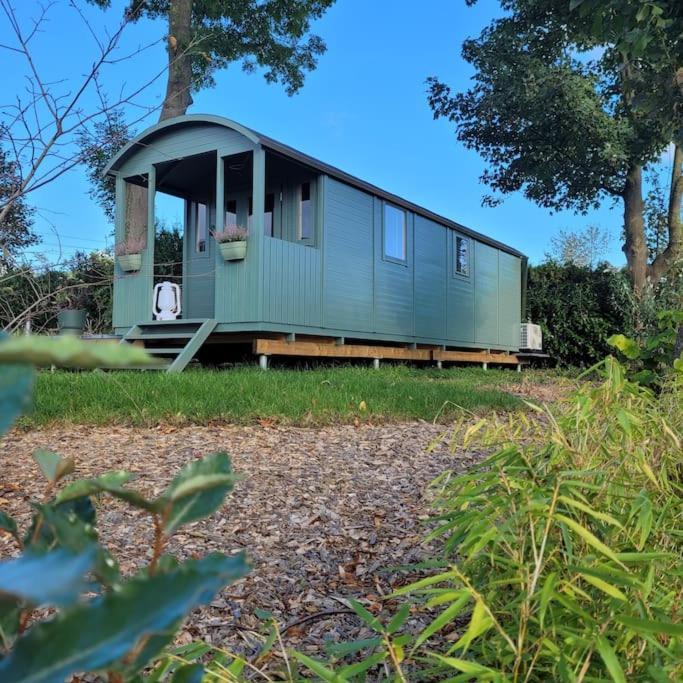 Boho Lodge Met Met Hottub Voor 2 Personen Meerssen Exterior foto